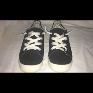 Low canvases sneakers